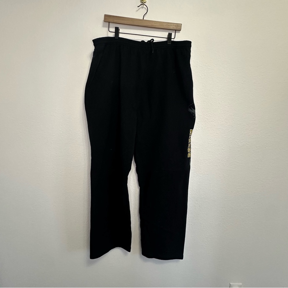 Men’s Mizzou Tigers Black Sweatpants – Section 101 by Majestic – Size 2XL